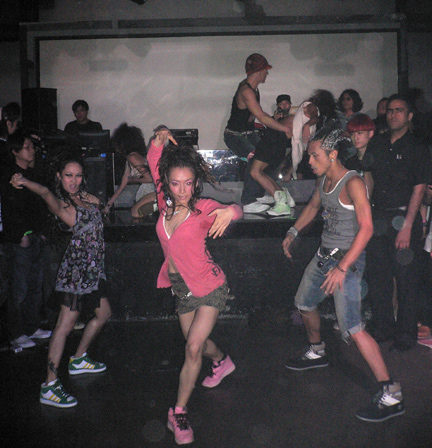 Gettin’ ill on the dancefloor 