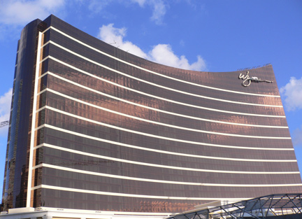 Putting the finishing touch on Wynn’s new casino