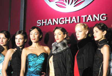 Models on stage at the finale