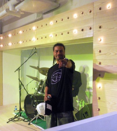 A G Diesel Showbiz MC