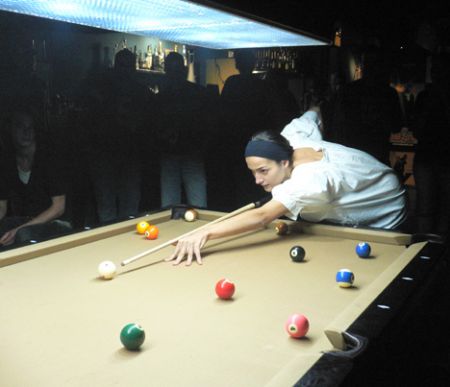 Anniko Racks Model Pool