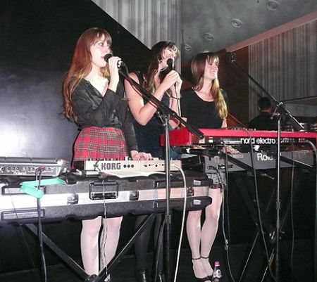 Au Revoir Simone band NY