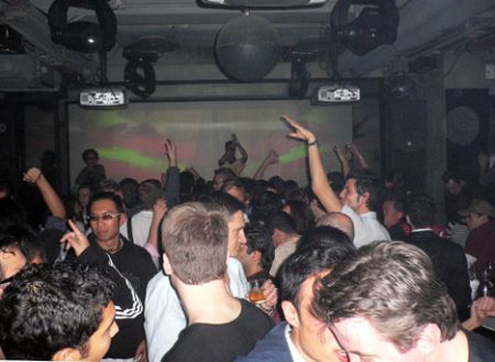 DJ Sebastian Serrano Volar