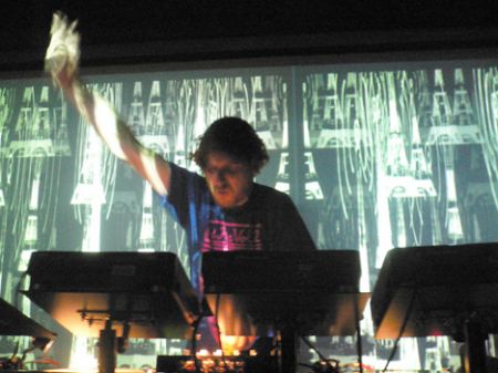 DJ Vicarious Bliss Volar
