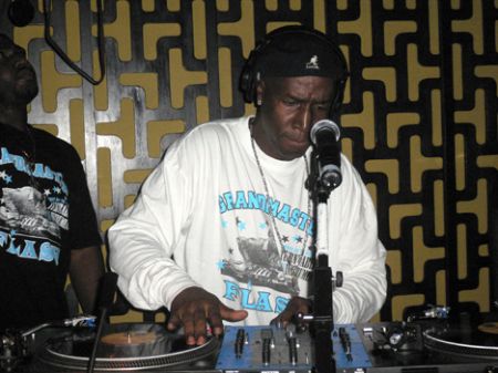 Grandmaster Flash Scratch H