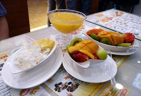 Hui Lau Shan fruit dessert