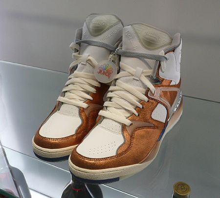 Juice Reebok pump sneaker