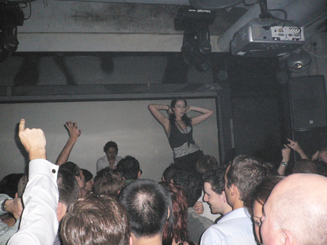 Laurent Garnier Model danci