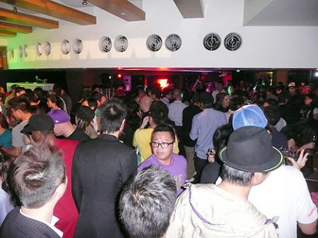 Nike NSW store opening hong