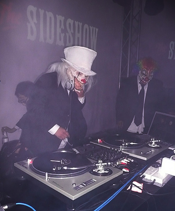 Sideshow DJs Mike Relm