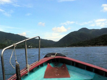 Speed boat Wong Shek pier