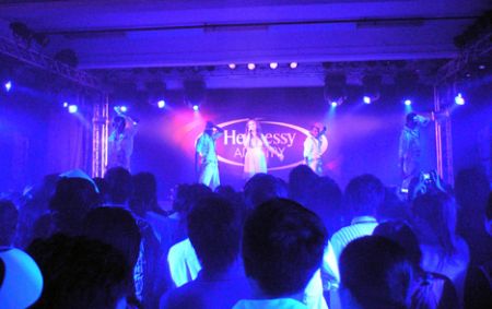 Tata Young HK Thailand sing