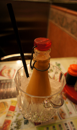 milk tea champagne tsui wah HK