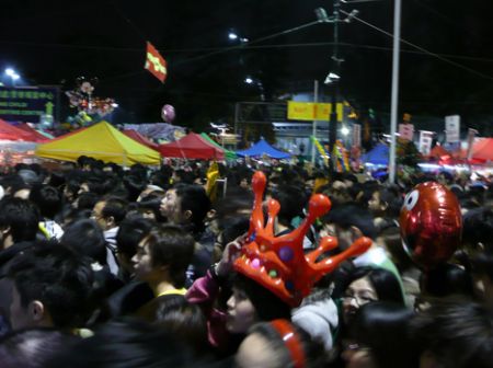 night market hong kong HK